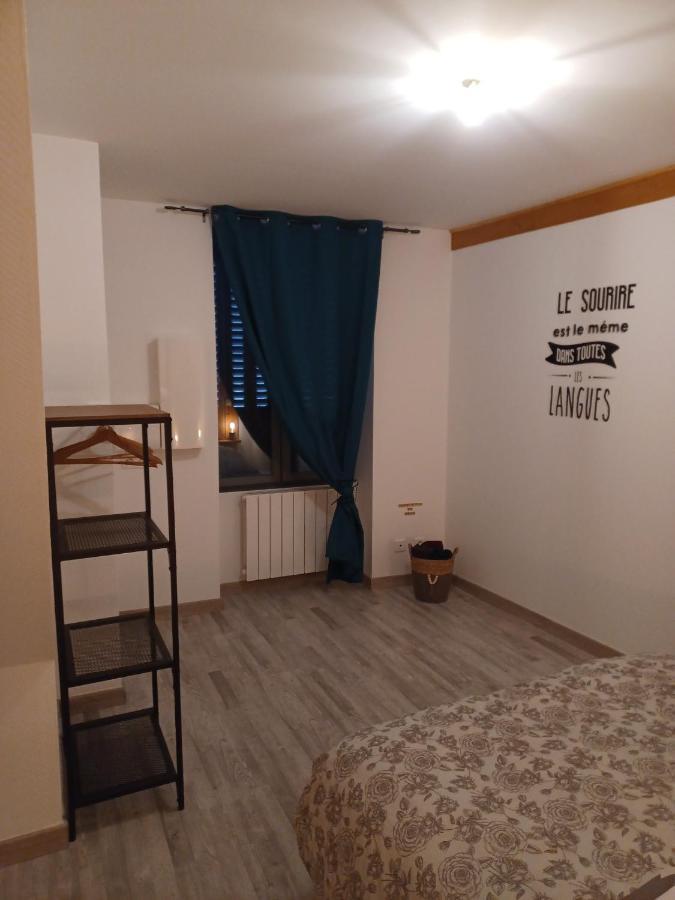 La Maison Du Bonheur Saint-Germain-Laval  Esterno foto