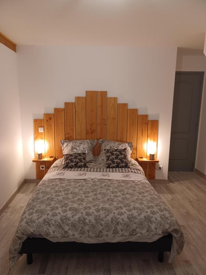 La Maison Du Bonheur Saint-Germain-Laval  Esterno foto